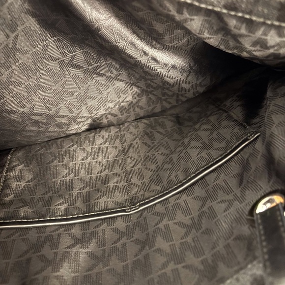 Michael Kors Black and Silver ShoulderTote  Bag Pockets Silver Hardware Logo - Picture 7 of 9